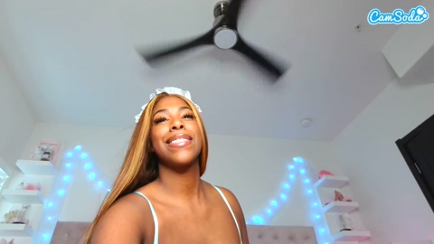 naomisimone CamSoda 20-04-2023